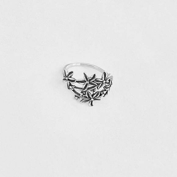 Sterling Silver bouquet of Lilies Ring, Flower Rings, Lily Flowers, Floral Ring - Picture 12 of 12